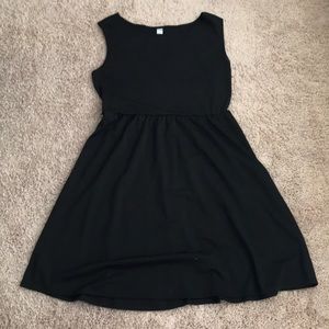 Size large classic black dress